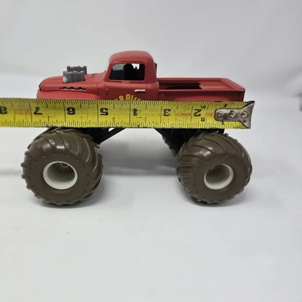 Monster Jam Grave Digger Red Truck‎  Diecast